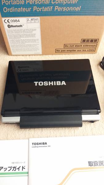 東芝ミニノートNB100　使用感少ない！_3