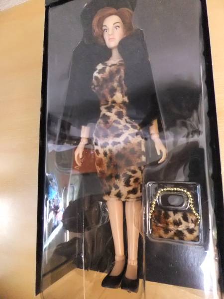 梅宮アンナ Anna Doll ヒョウ柄ワンピース アゾン X やまと 着せかえ人形 売買されたオークション情報 Yahooの商品情報をアーカイブ公開 オークファン Aucfan Com