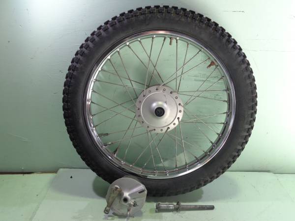 スズキ TS185 ハスラー 検 TS125 250 フロントホイール ドラムの入札 