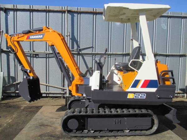 ユンボ ヤンマー B22 クローラバックボー 2.5t クラス 茨城県(建設機械 
