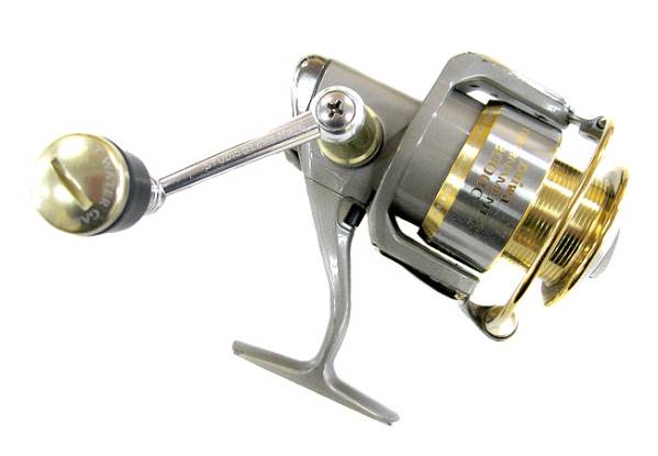訳あり★1円～【ダイワ】トーナメント Ｚ 3000 C★定価 61.380円
