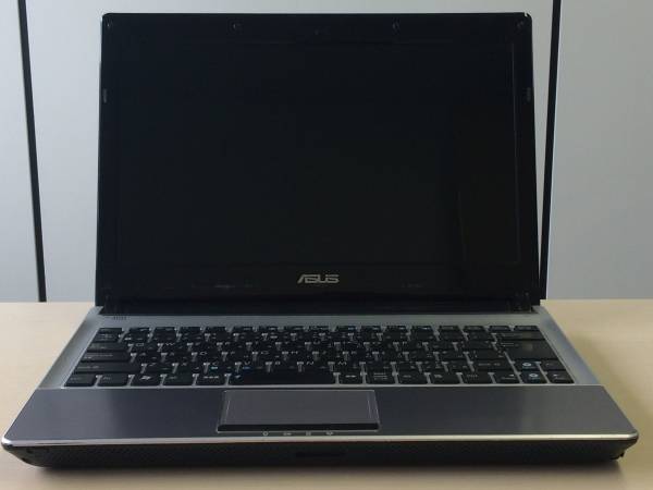 ASUS U30S/ Core i5 / ノートパソコン ジャンク