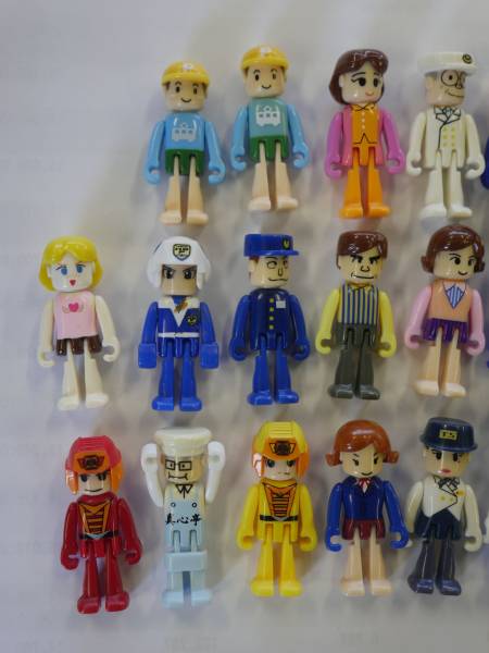 トミカ プラキッズ てっちゃん 隊員 駅長 レアキャラ多数 情景部品 売買されたオークション情報 Yahooの商品情報をアーカイブ公開 オークファン Aucfan Com