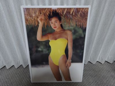 鈴木京香1991年ポスターカレンダー LOVELY 訳あり - メルカリ
