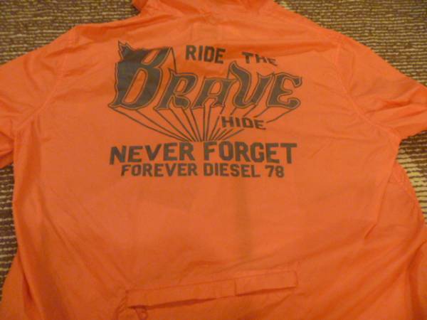 新品ディーゼルＤＩＥＳＥＬナイロンジャンパーＭパーカーオレン