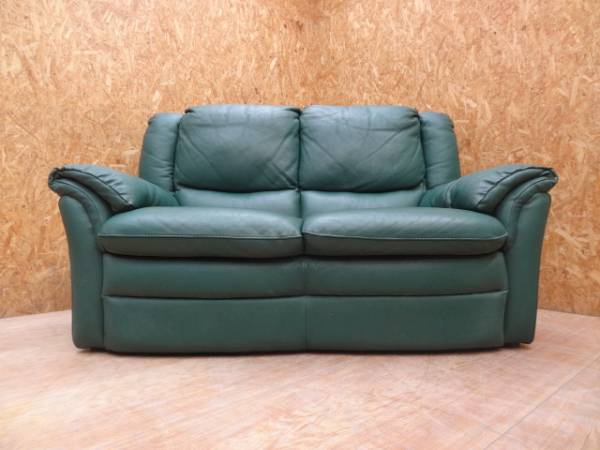 イタリア製 Max Divani  2人掛けソファ 展示◇イタリア製◇2人掛け本革ソファ◇MAX DIVANI◇38万(革製)｜売買