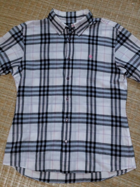 バーバリーブラックレーベル半袖　3　