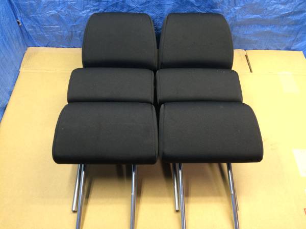 プレマシー CREW ヘッドレスト