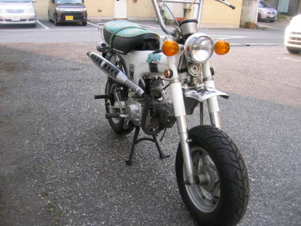 ホンダ・ホワイトダックス・花柄シート・ST70・オリジナル(50cc ホンダ・ホワイトダックス・花柄シート・ST70・オリジナル(50cc