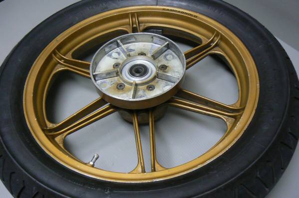 ●●●キレイ！MHR900 FPS リアホイール 2.50-18　！