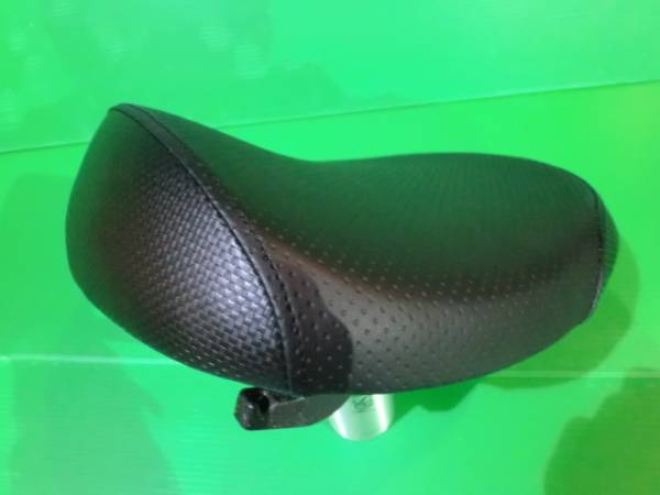 ハヤブサ　GSX-1300R 08~ タンデムシート　リアシート