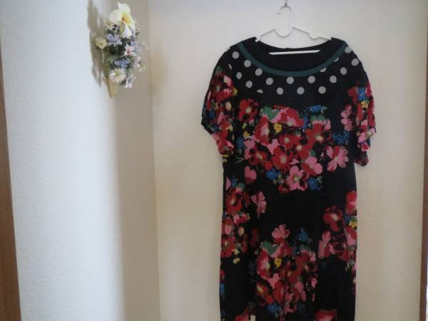 スナオクワハラ　　フラワーボールワンピース　日本製