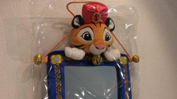 ディズニーシー 品 チャンドゥの壁掛け 鏡 その他 売買されたオークション情報 Yahooの商品情報をアーカイブ公開 オークファン Aucfan Com