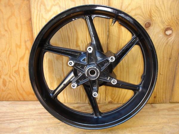 CB750（RC42）フロントホイール