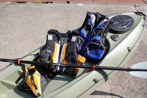 BIC SPORT Bilbao Fishing green カヤック 中古 おまけ付(カヤック 