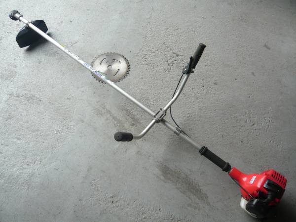 コマツ ゼノア BC2300 刈払機 草刈機 中古 実動！(本体)｜売買された