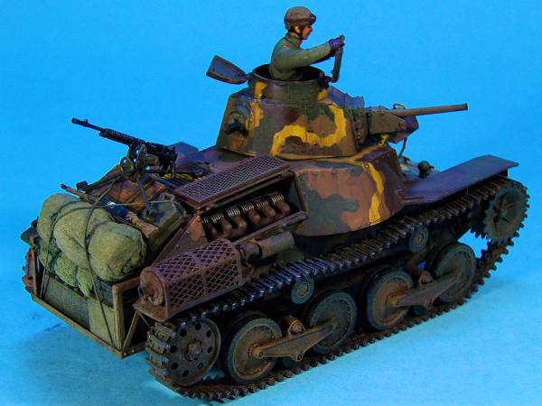 ★九五式軽戦車北満型＜エンジン部・後部荷台再現・1/35＞★