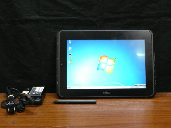 富士通 STYLISTIC Q552/E[Atom N2600 1.6/SSD/10.1タッチ]Win7