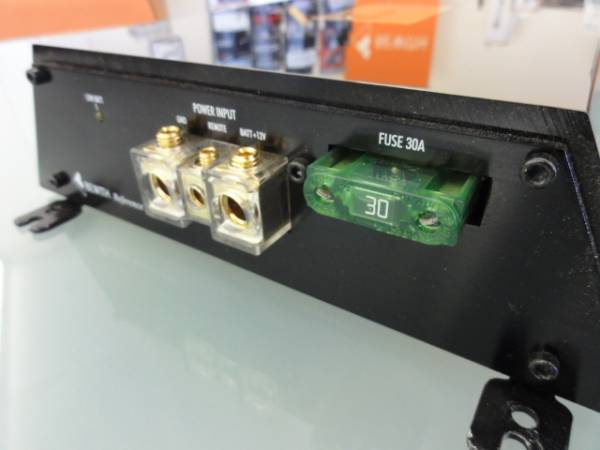 ビーウィズ BEWITH R208S 2chパワーアンプ (アンプ)｜売買された