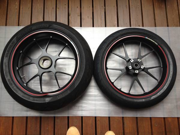 ドゥカティ 1098 Marchesini リアホイール DUCATI 1098S 純正マルケジーニホイール前後 リア要修正(ドゥカティ用