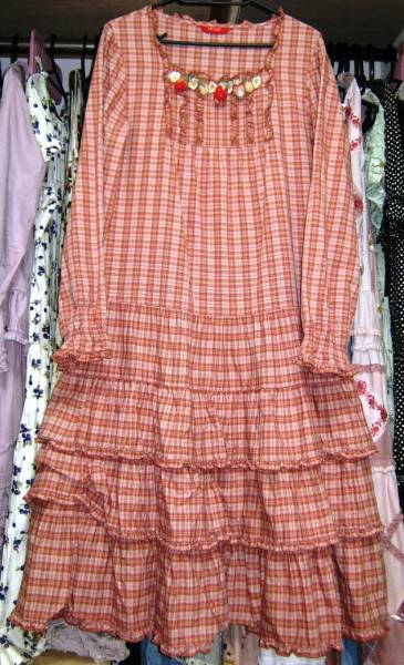 PINKHOUSEピンクハウス いちご チェック ミディ段々ワンピース
