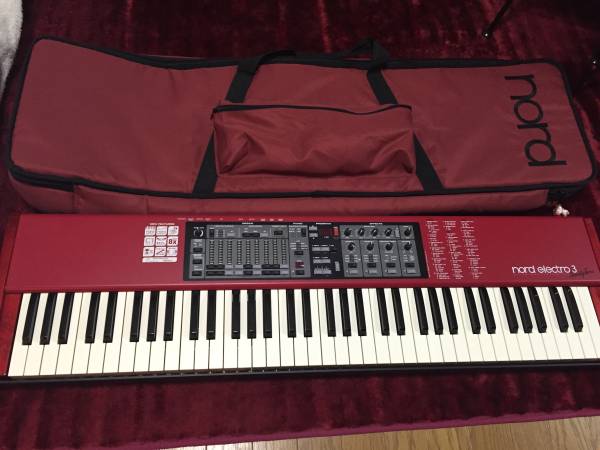 完動品◆Clavia nord electro3 73鍵+純正ケース+取説+CDあり