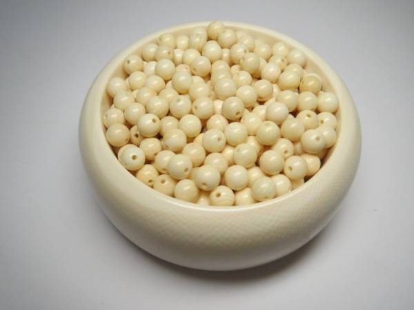 【本象牙百貨店】今回は象牙の『正丸・玉素材6mm』●100個●