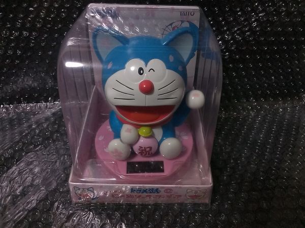 未開封 ドラえもん サクラサク招き猫ソーラーフィギュア_1