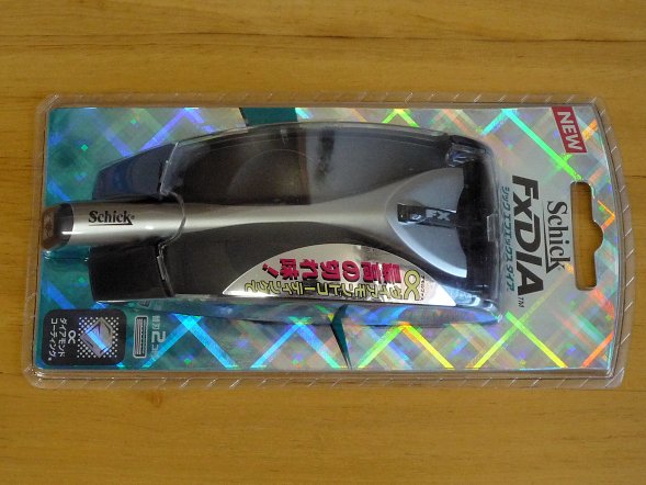 シック FXダイア ホルダー 替刃2個付き (曲がる2枚刃) Schick