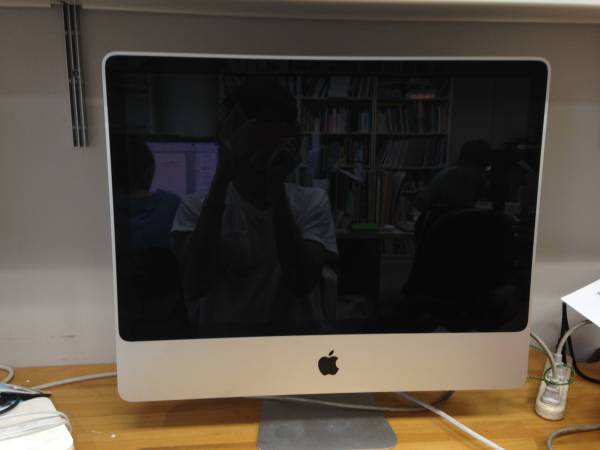 状態良好　Mac 2009 early core2duo 2.66Ghz 24inc　