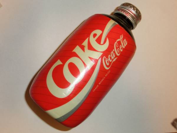 コカコーラ社昔のドリンク300mlだるまボトル瓶　中身入りCOKE