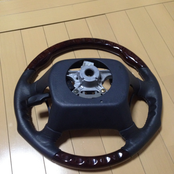 gzg50 センチュリー Clazzioガングリップステアリング