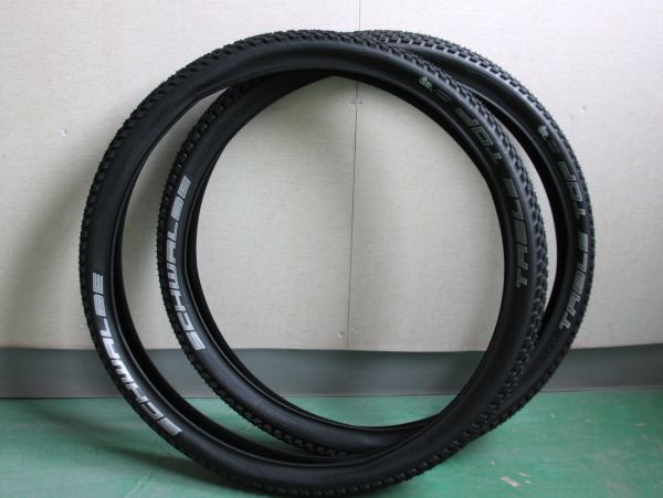 シュワルベ　テーブルトップ26×2.25（２本セット）