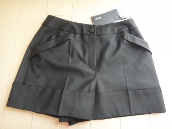 ★ Rene 新品 ショートパンツ 34 きれい系 キュロット