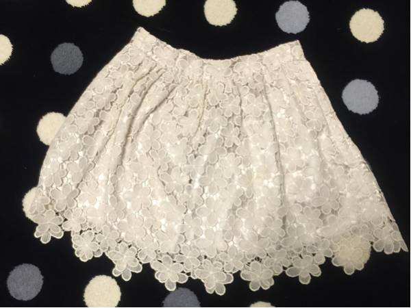 ☆ロイスクレヨン 花レーススカート☆