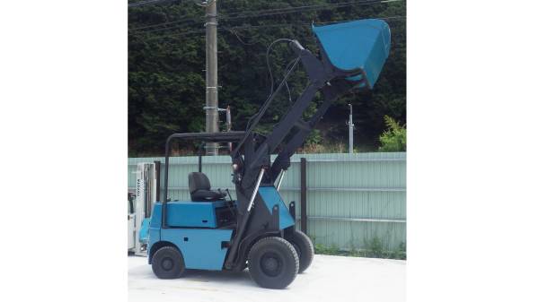 Komatsu リーチショベル 荷重1000kg バケット容量1.0m3