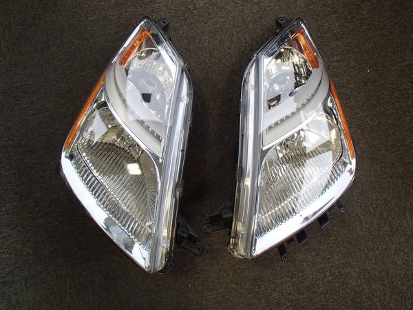 USDM nhw20 プリウス ヘッドランプ USDM nhw20 プリウス ヘッドランプ