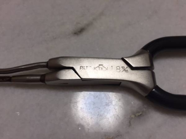 ☆理容☆ニチリ シルバーアイロン 1.8mm 発熱OK 希少 床屋 1円～(理