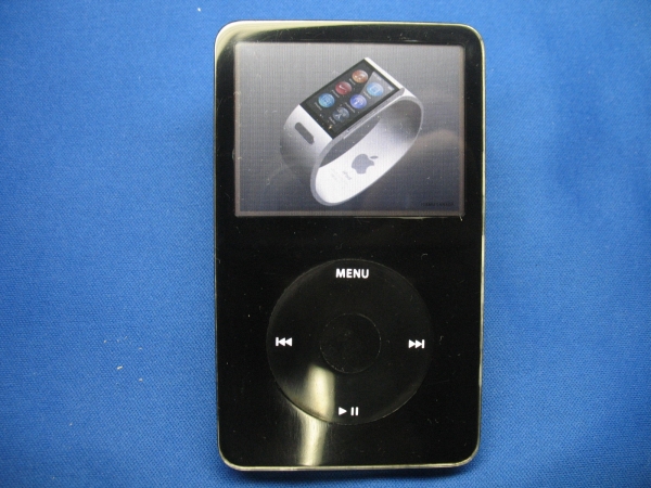 09美品☆Apple iPod ◇第5世代 30GB◇新品バッテリー オーディオ機器