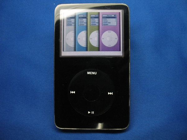 09美品☆Apple iPod ◇第5世代 30GB◇新品バッテリー オーディオ機器