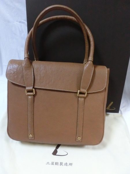 土屋鞄 アジール ラウンドエディターズトート モカ 牛革 売買されたオークション情報 Yahooの商品情報をアーカイブ公開 オークファン Aucfan Com