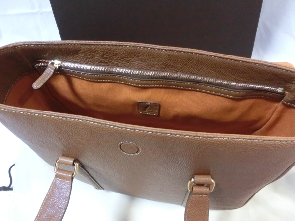 土屋鞄 アジール ラウンドエディターズトート モカ 牛革 売買されたオークション情報 Yahooの商品情報をアーカイブ公開 オークファン Aucfan Com