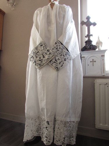 フランスアンティーク １９世紀教会豪華司祭服プリンセスレース その他 売買されたオークション情報 Yahooの商品情報をアーカイブ公開 オークファン Aucfan Com