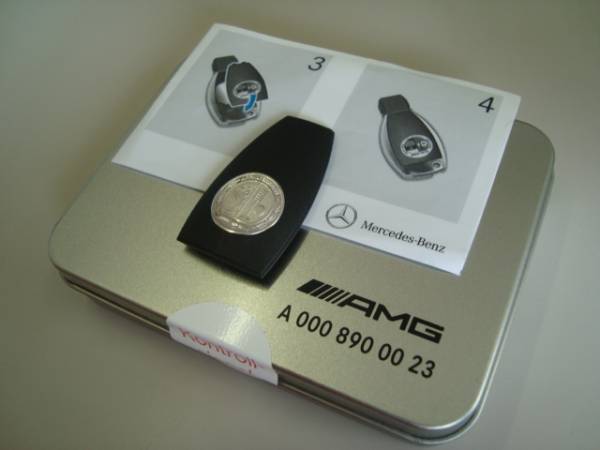 ベンツAMG純正キーカバー 現行用 新品 未使用 A0008900023(メルセデス 