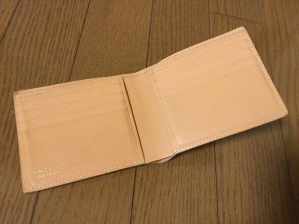 カミーユフォルネ 二つ折り コノリーレザー ウォレット