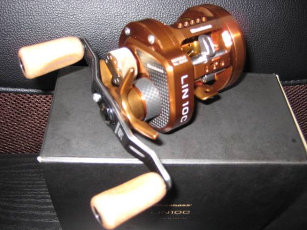 Megabass LIN10CL Zirconia Meteor 