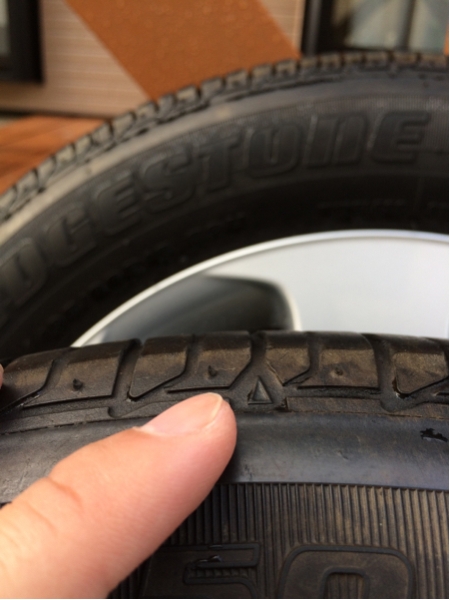 日産セレナ純正ホイールタイヤ１９５／６０Ｒ１６ブリヂストン_2