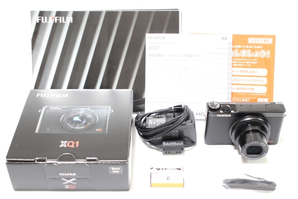 新品級◇FUJIFILM フジフィルム XQ1◇元箱付き、超キレイ♪ 富士