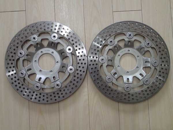 NSR250R　フロントディスク中古　MC21