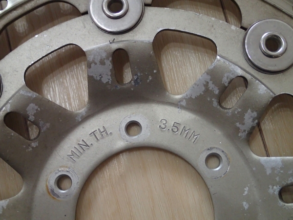 NSR250R　フロントディスク中古　MC21